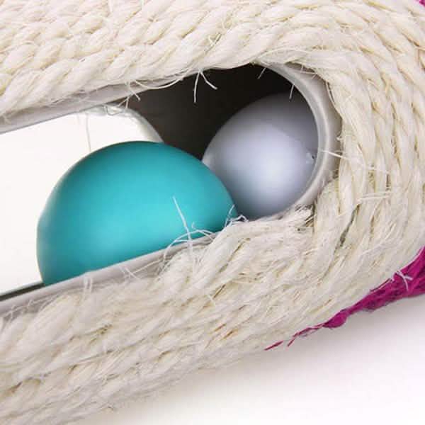 Interactive Sisal Cat Scratching Roller with 3 Rolling Balls | Scratch & Play Toy for Indoor Cats