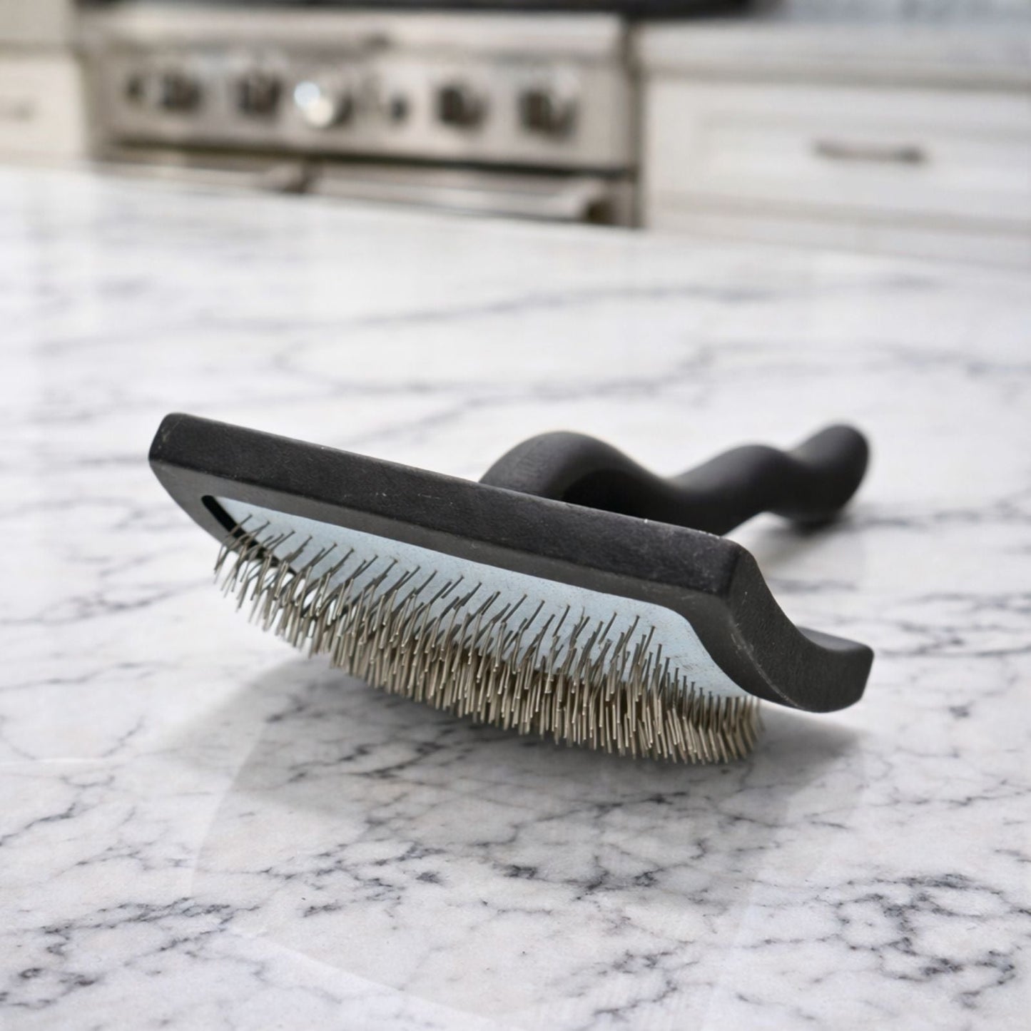 Professional Slicker Brush for Dogs | Deshedding & Detangling Grooming Brush